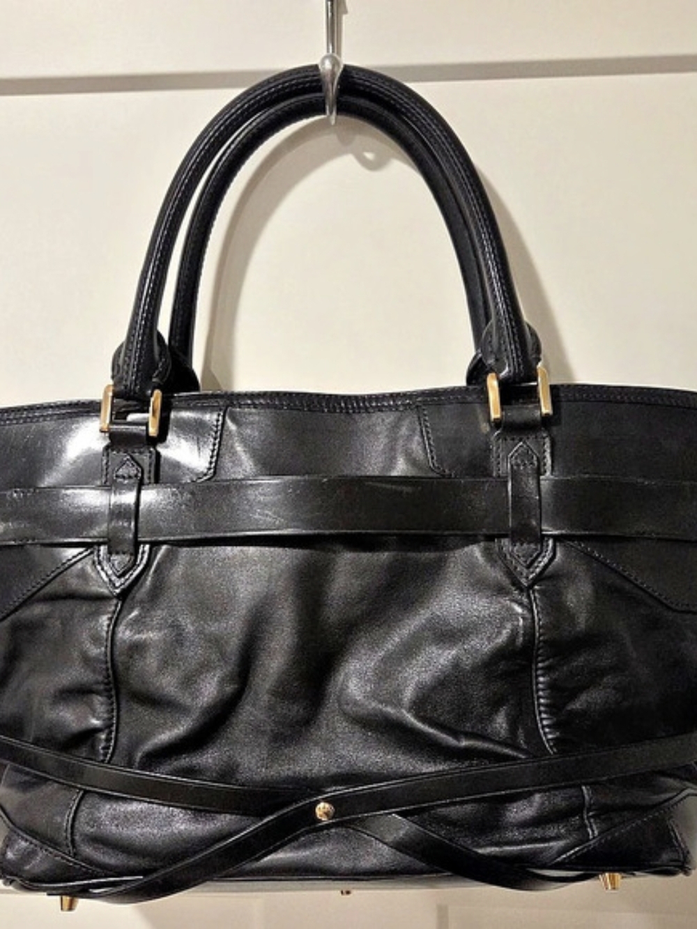 Burberry Buckle Tote Leather Medium Black